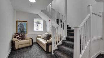 Standard Room (Driftwood) | 2 bedrooms, desk, iron/ironing board, free cots/infant beds