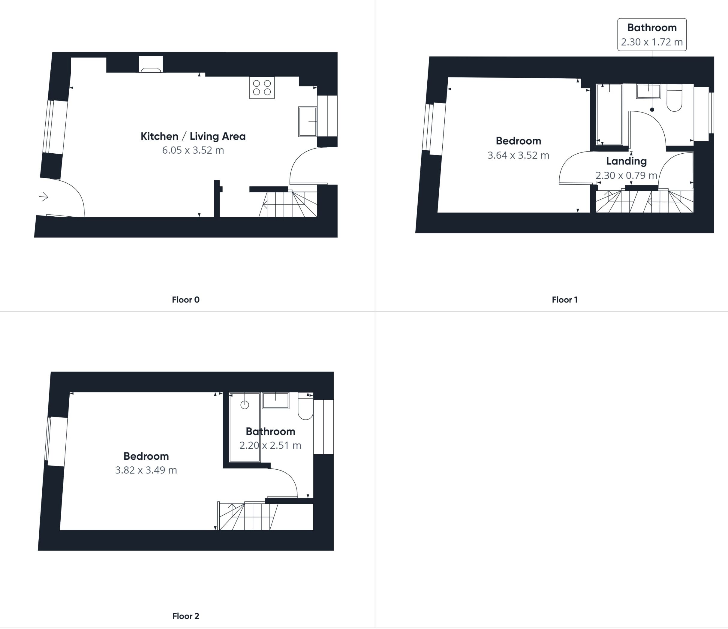 Planos de habitaciones de hotel con cocina/sala de estar, dormitorios y baños.