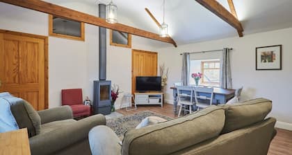 Host Stay The Granary
