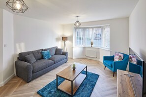 Apartment | 4 bedrooms - Host Stay Redsky House (Whitby)
