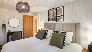Hus | 2 soverom og skrivebord