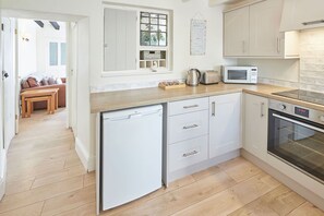 2 bedrooms - Host Stay Rose Cottage Pickering (Pickering)