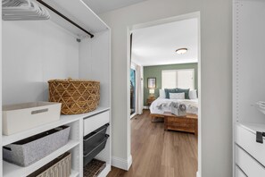 4 dormitorios, escritorio, wifi gratis y ropa de cama