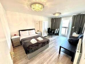 Appartement | 3 slaapkamers, een strijkplank/strijkijzer, gratis wifi, beddengoed