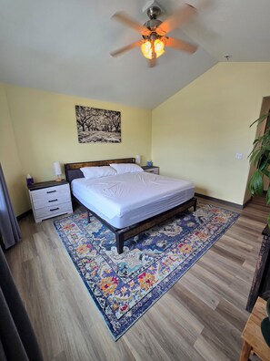 3 bedrooms, free WiFi, bed sheets