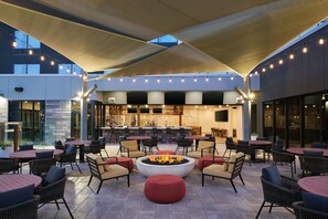 Restaurant - Fairfield Inn & Suites by Marriott Tempe (Tempe)