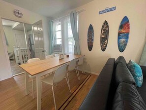 Interior - Cozy Casita-Cute 3 BRDM, Near Bay and Casinos (Atlantic City)