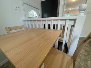 Dining - Cozy Casita-Cute 3 BRDM, Near Bay and Casinos (Atlantic City)