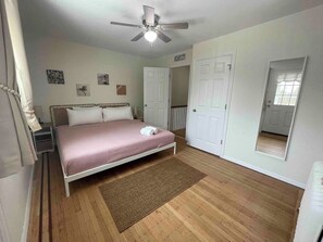 3 bedrooms, iron/ironing board, WiFi, bed sheets - Cozy Casita-Cute 3 BRDM, Near Bay and Casinos (Atlantic City)