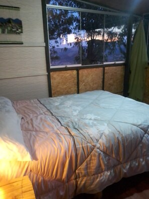 3 bedrooms, WiFi, bed sheets - "blue mill" cabins (Cusco)