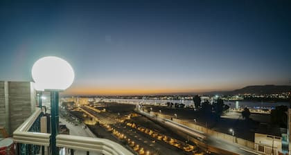 Relax and Enjoy unforgettable stay With the magnificent View of Nile and Temples