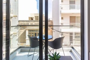 Design Apartment | Terrace/patio