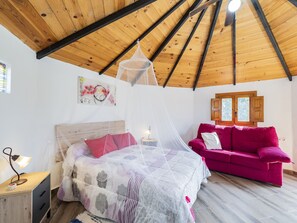 6 Schlafzimmer, Bügeleisen/Bügelbrett, kostenloses WLAN, Bettwäsche