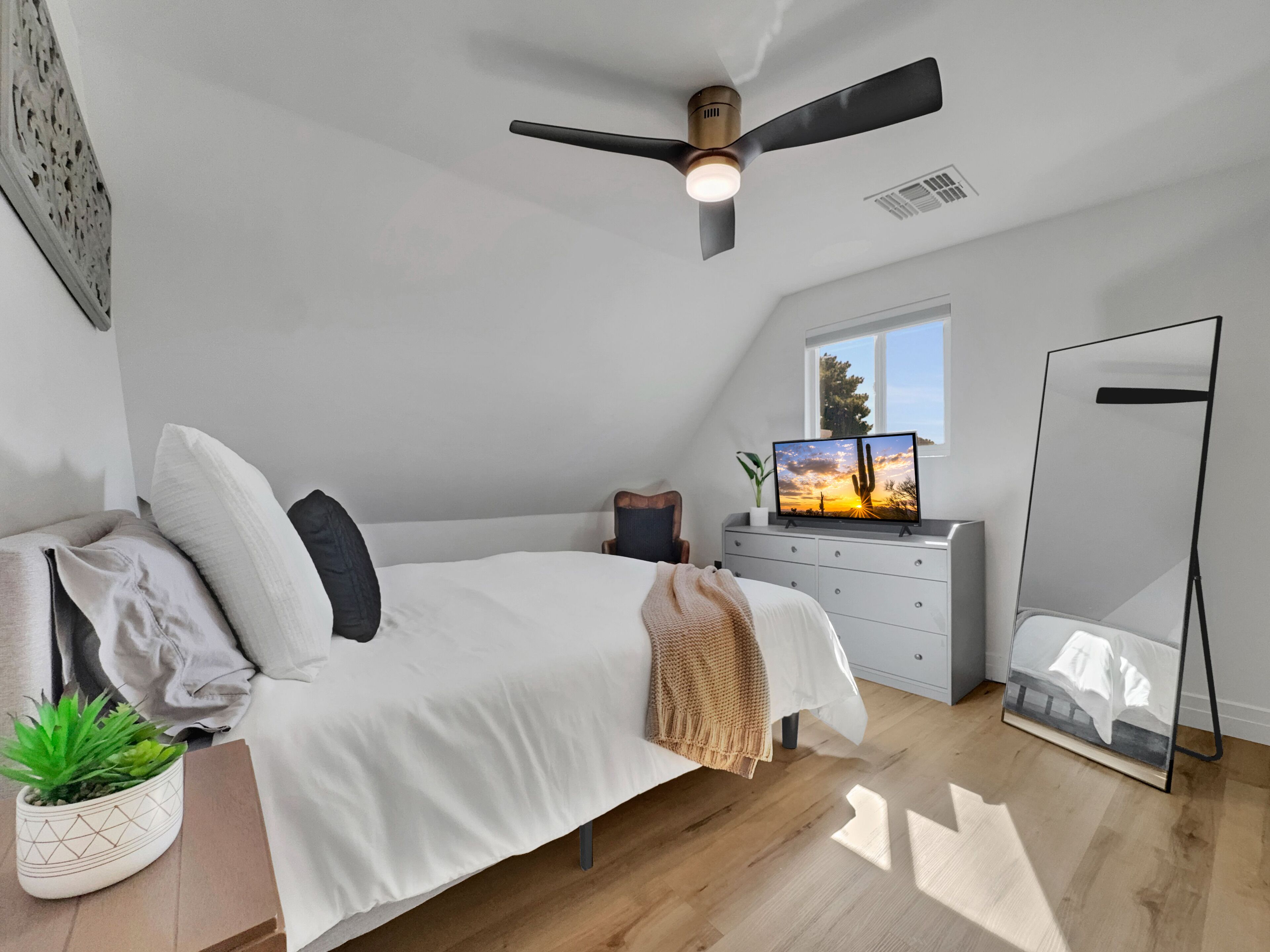 1 bedroom, iron/ironing board, free WiFi, bed sheets