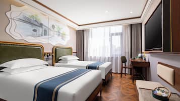 Business Twin Room | Down comforters, memory foam beds, individually decorated