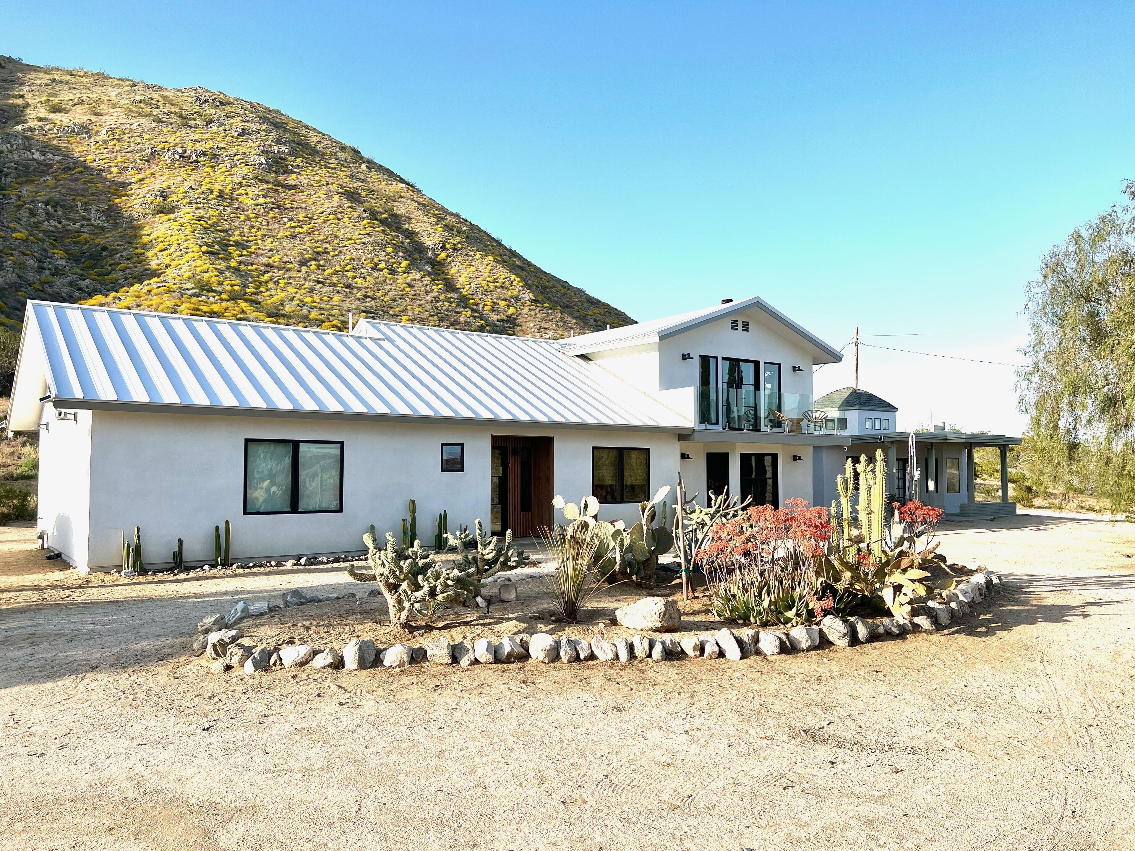 3 Br Private Vacation Home Vacation Rental In Morongo Valley