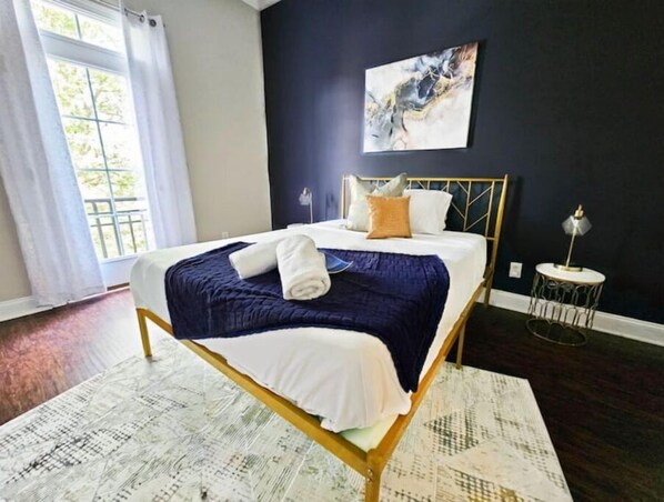 2 bedrooms, WiFi - <br>NEW Uptown GEM 2bed/2bath Condo! (Charlotte)