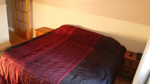 3 bedrooms, bed sheets - Appartement 3 Chambres air Ouverte Situé en Ville Près de Tout les Services (Québec)