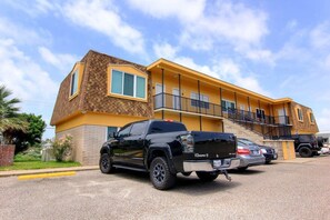 Exterior - Island Oasis- Beach Access | Pools! | Volleyball! (Port Aransas)