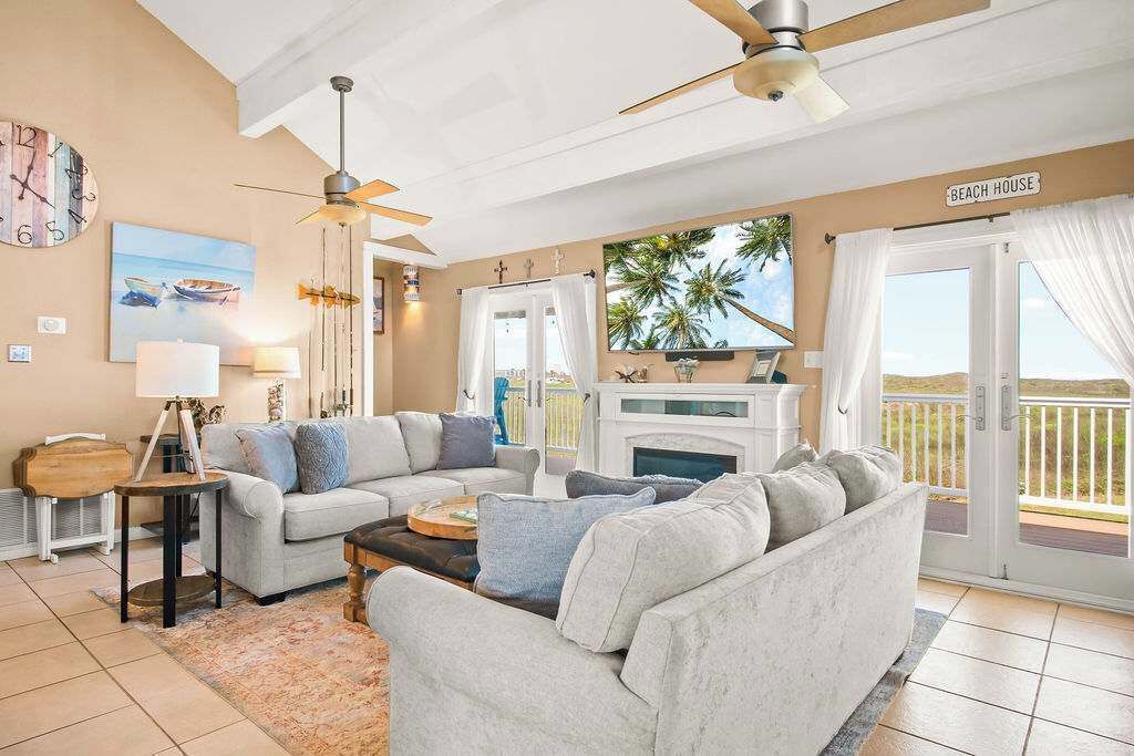 TV, fireplace, DVD player, offices