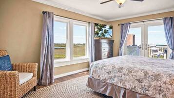 5 bedrooms, iron/ironing board, travel crib, WiFi
