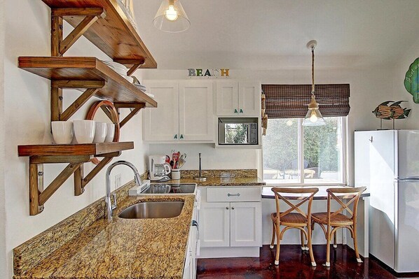 Fridge, microwave, oven, stovetop - Another Day in Paradise- Privacy Fence | Fire Pit (Port Aransas)