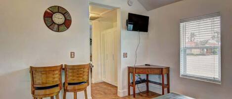 TV, offices