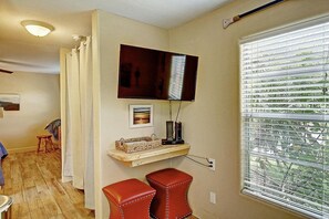 Interior - Private Cabana | 5 Min to Beach | Picnic Table (Port Aransas)