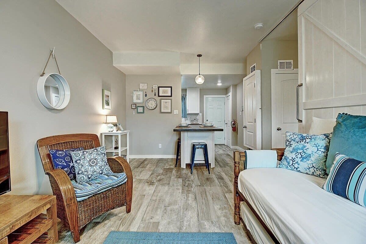 1 間睡房、熨斗/熨衫板 、Wi-Fi、床單