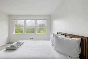 2 室のベッドルーム、アイロン / アイロン台、旅行用ベビーベッド、WiFi (無料)