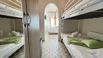 Quadruple Room | Free WiFi