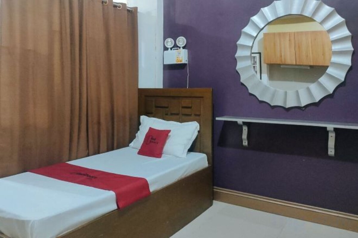 RedDoorz Premium