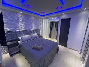 1 habitación, tabla de planchar con plancha y wifi gratis