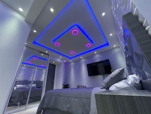 1 bedroom, iron/ironing board, free WiFi
