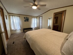 2 habitaciones, tabla de planchar con plancha y wifi gratis