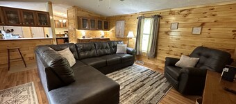Charming Burr Oak-Bungalow-Familiare-Vista del bosco-Bagno privato