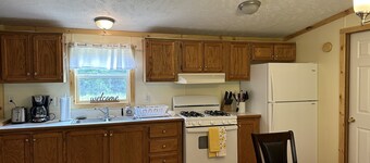 Charming Burr Oak-Bungalow-Famille-Vue sur le bois-Salle de bain privée séparée