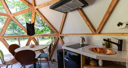 Comfortable panoramic dome in the heart of Vercors