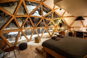 Travel crib, bed sheets - Comfortable panoramic dome in the heart of Vercors (Autrans-Méaudre-en-Vercors)