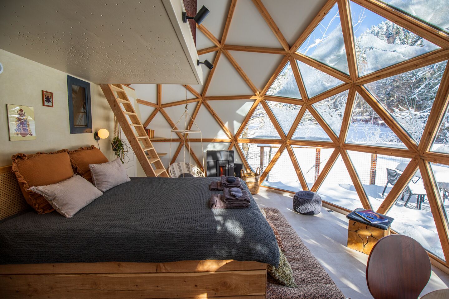 1 Schlafzimmer, Reisekinderbett, Bettwäsche