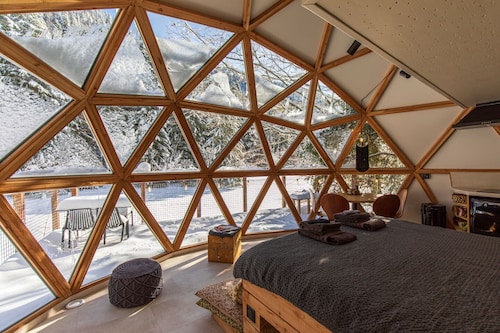 Comfortable panoramic dome in the heart of Vercors