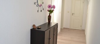 Unterkunft , Ferienwohnung . Fremdenzimmer, Pension , Monteurszimmer Schönebeck