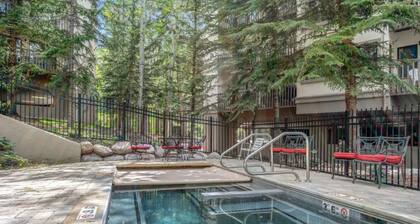 Ski In/out with HOT TUB! PENTHOUSE, Walk to Ski School & Restaurants! BC Village