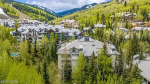Exterior - 2BR ski-in/out condo in Beaver Creek Village with valley views. (Beaver Creek)