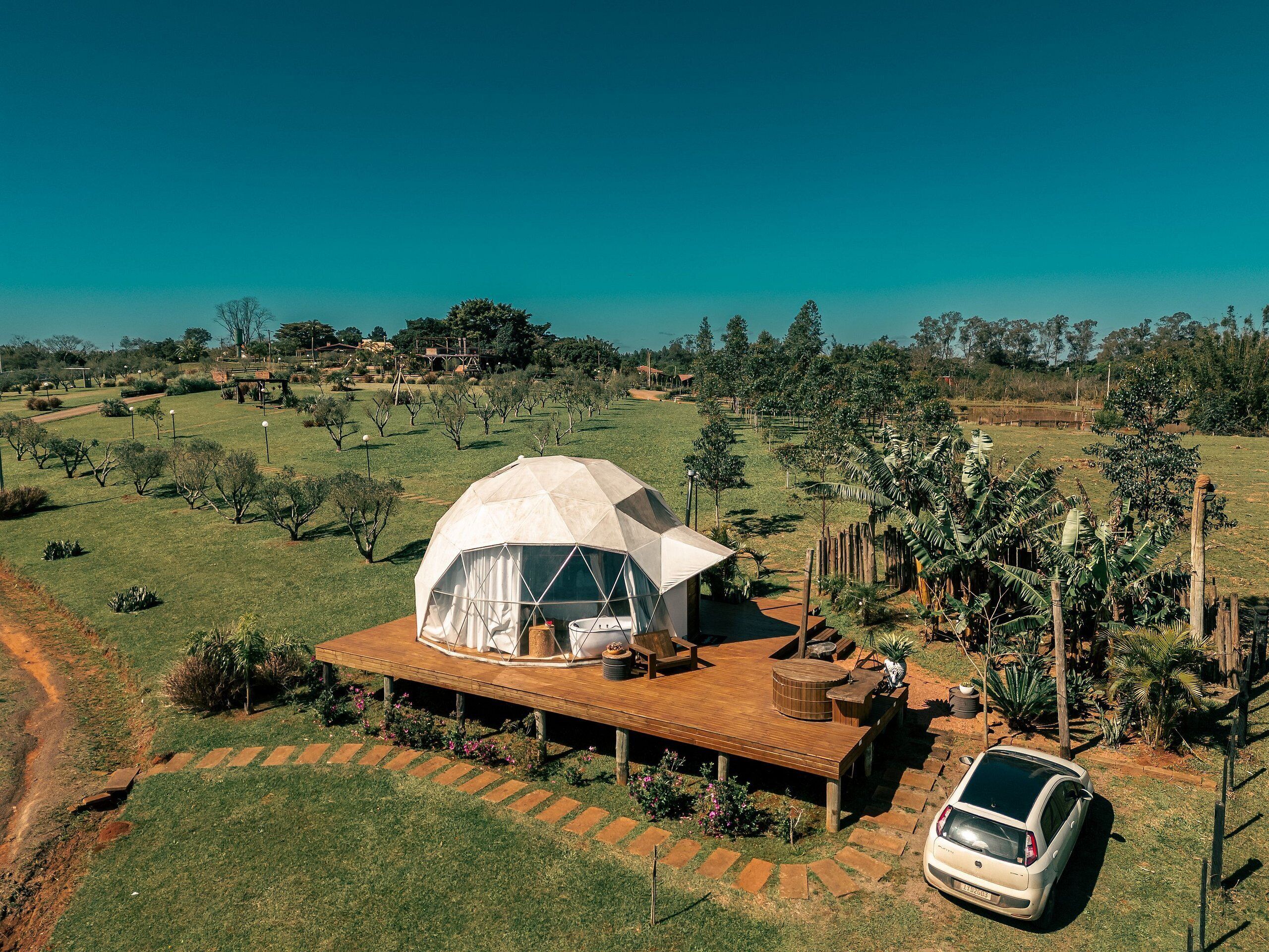 Esphera Thai com Banheira de Imersão Interna e Ofurô de Imersão Externo | Exterior