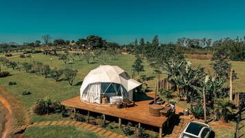 Esphera Thai com Banheira de Imersão Interna e Ofurô de Imersão Externo | Exterior