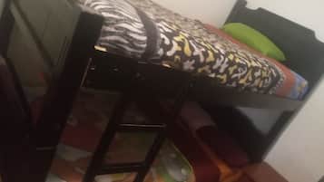 1 habitación y ropa de cama