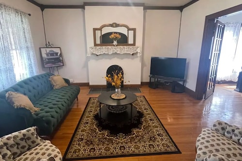 629 on Main Rental A
