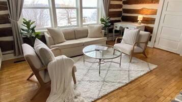 Smart TV, videojuegos y libros