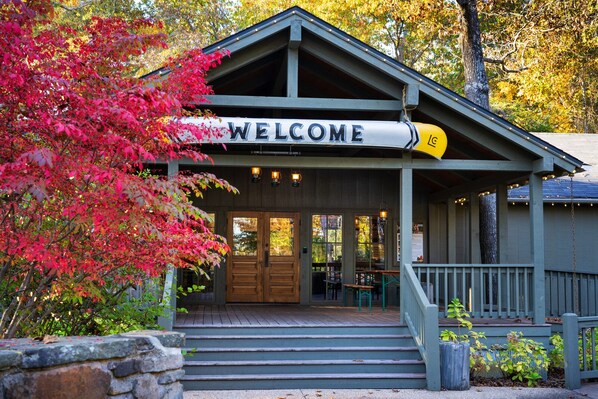 Exterior - Camp Long Creek (Ridgedale)